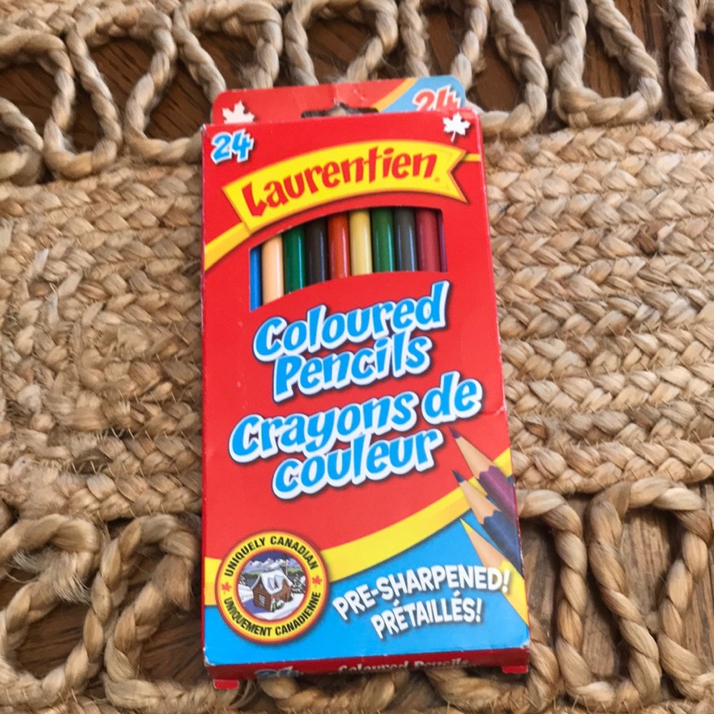 Laurentian Coloured Pencil Crayons 24pk